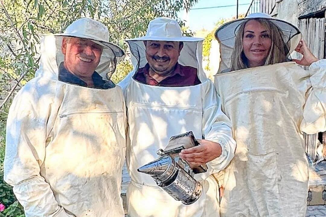 Cappadocia Beekeeping Experience – Harvest Fresh Honey & Taste Nature’s Sweetest Secret - Image 8